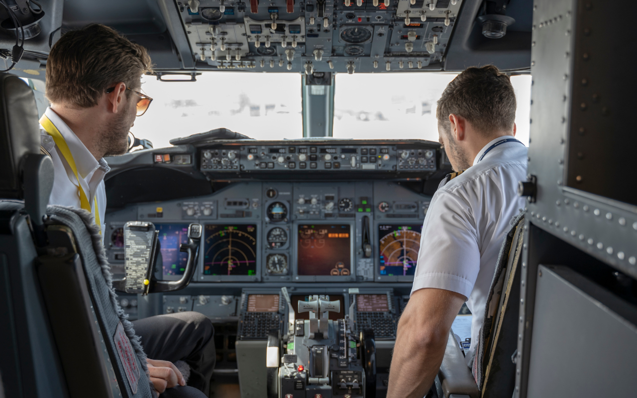 RISExDigital|Flight Schools | RISExDigital